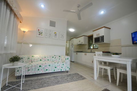 Barney Beach Accommodation - Darwin Holiday 1
