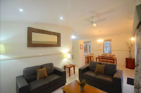 Barney Beach Accommodation - Darwin Holiday 2