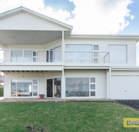 Boomer Break - Darwin Holiday