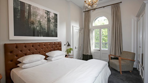 The Crafers Hotel - Darwin Holiday 0