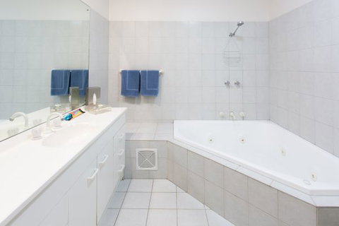 Adventure Backpackers - Darwin Holiday 4