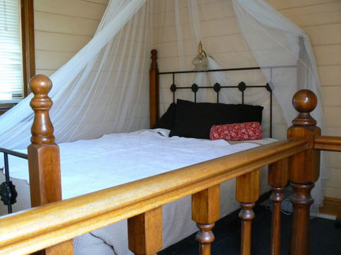 Dolls House - Darwin Holiday 1