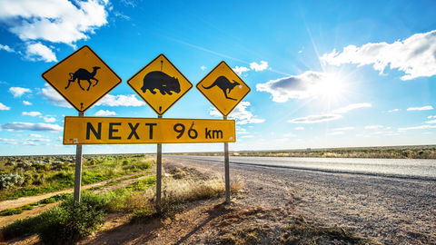 Nullarbor Roadhouse - Darwin Holiday 0
