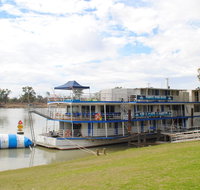 Murray River Queen Backpackers - Darwin Holiday