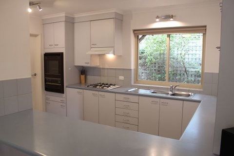 Adelaide Serviced Accommodation - Childers House - Darwin Holiday 3