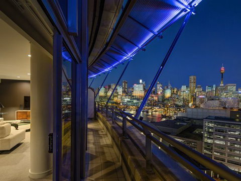 Astral Tower And Residences At The Star - Darwin Holiday 8