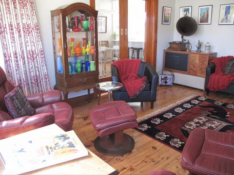B&B Wodonga - Art Deco Accommodation - Darwin Holiday 6