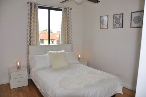 Best Apartment In The Heart Of Sydney’s Little Italy - Darwin Holiday 6