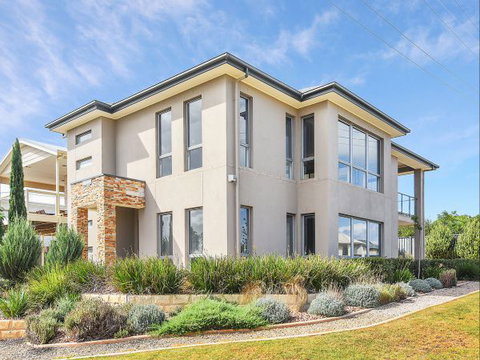 BEAUMONT HOUSE - Darwin Holiday 0