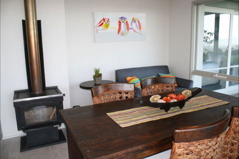 BTU Cottage Nowra Hill - Darwin Holiday 5