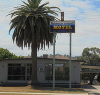 Bushmans Retreat Motel