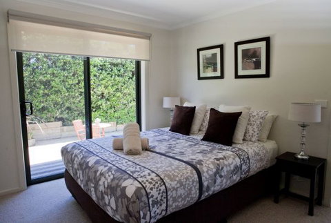 C-Deck Beach House Apartment - Darwin Holiday 1