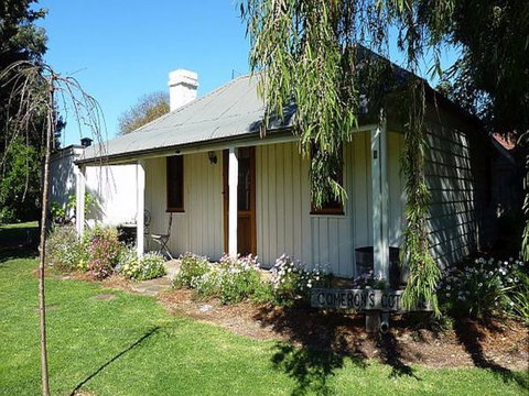 Cameron's Cottage - Darwin Holiday 0