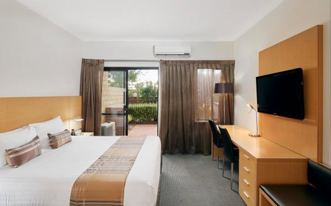 Country Comfort Inter City Perth - Darwin Holiday 3