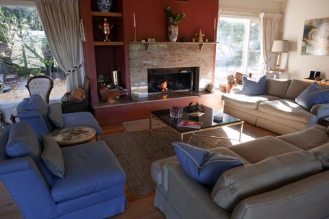 Fernhill Chestnut Farm - Darwin Holiday 1