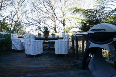 Fernhill Chestnut Farm - Darwin Holiday 5