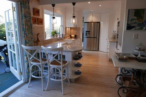 Fernhill Chestnut Farm - Darwin Holiday 7