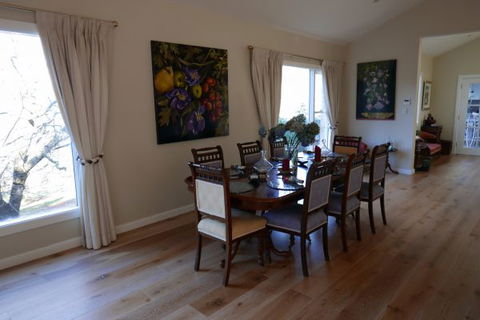 Fernhill Chestnut Farm - Darwin Holiday 8