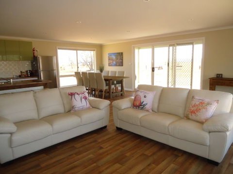 Flinders Bush Retreats - Darwin Holiday 4