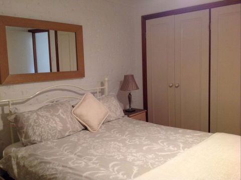 Kimber's Apartments On Gurwood - Darwin Holiday 2