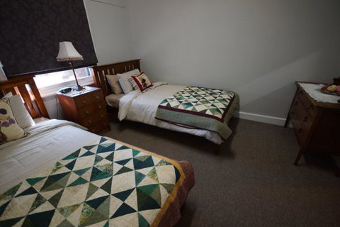 KurracaBurN Heights - Darwin Holiday 1