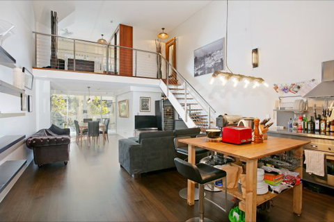 Lieu De Ville Suite - Darwin Holiday 1