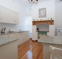 The Provincial Bed  Breakfast - Darwin Holiday