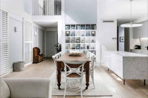 Luxico - Pearce Street - Darwin Holiday 2