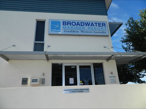 Mariner Waters Apartments - Darwin Holiday 1