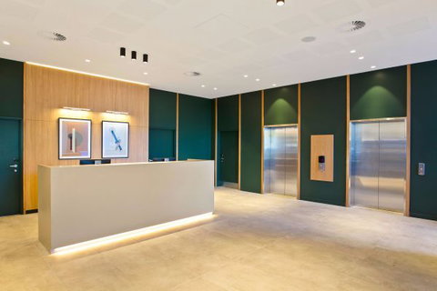 Mantra Hotel At Sydney Airport - Darwin Holiday 3