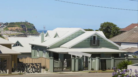 Merewether Beach House B And B - Darwin Holiday 0