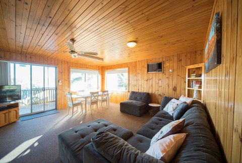 Mundic Waterfront Cottages - Darwin Holiday 8