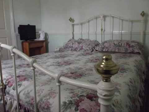 Olive Grove Retreat - Darwin Holiday 3