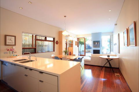 Queens Park Beach House - Darwin Holiday 5