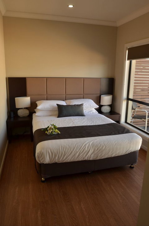 Renmark Holiday Apartments - Darwin Holiday 2