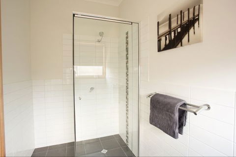 RED FIN Part Of BLUE FIN HOLIDAY HOMES - Darwin Holiday 7