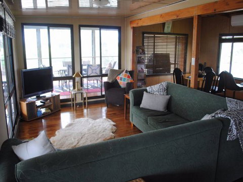 Riverside Farm Retreat B And B - Darwin Holiday 4