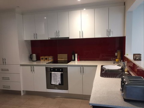 Royhaven Holiday Let - Darwin Holiday 3