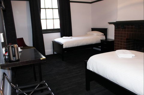 Royal Hotel Ryde - Darwin Holiday 7