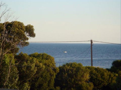 Samuel's Shack - Darwin Holiday 2