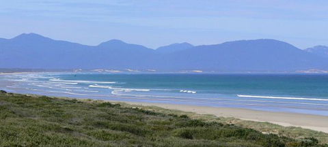 Sandy Point Beach Escape - Darwin Holiday 1