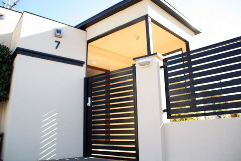 Sunset Retreat - Darwin Holiday 1