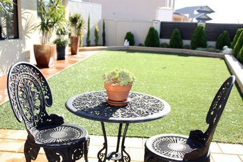 Sunset Retreat - Darwin Holiday 3