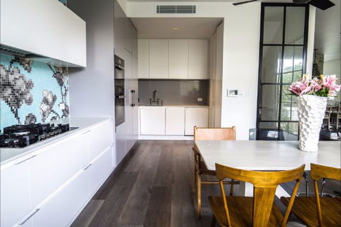 Tamarama Beach House - Darwin Holiday 9