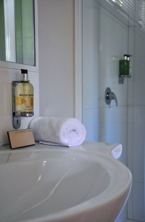 Tessies Studio - Darwin Holiday 4