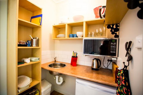 Tessies Studio - Darwin Holiday 5