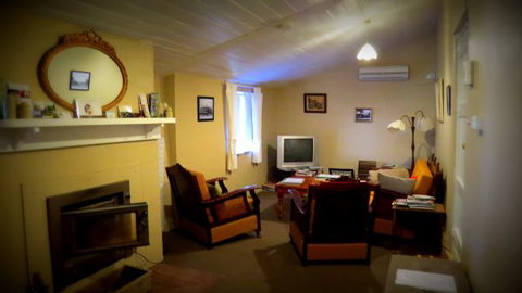 The Pig And Whistle - Darwin Holiday 7