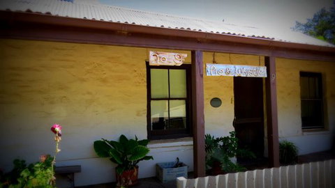 The Pig And Whistle - Darwin Holiday 10