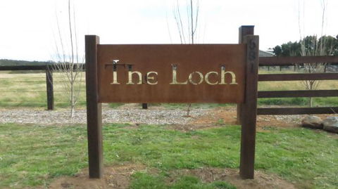 The Loch Barn - Darwin Holiday 1