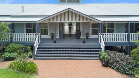 The Country House At Hunchy Luxury Bed And Breakfast Accommodation - Darwin Holiday 0